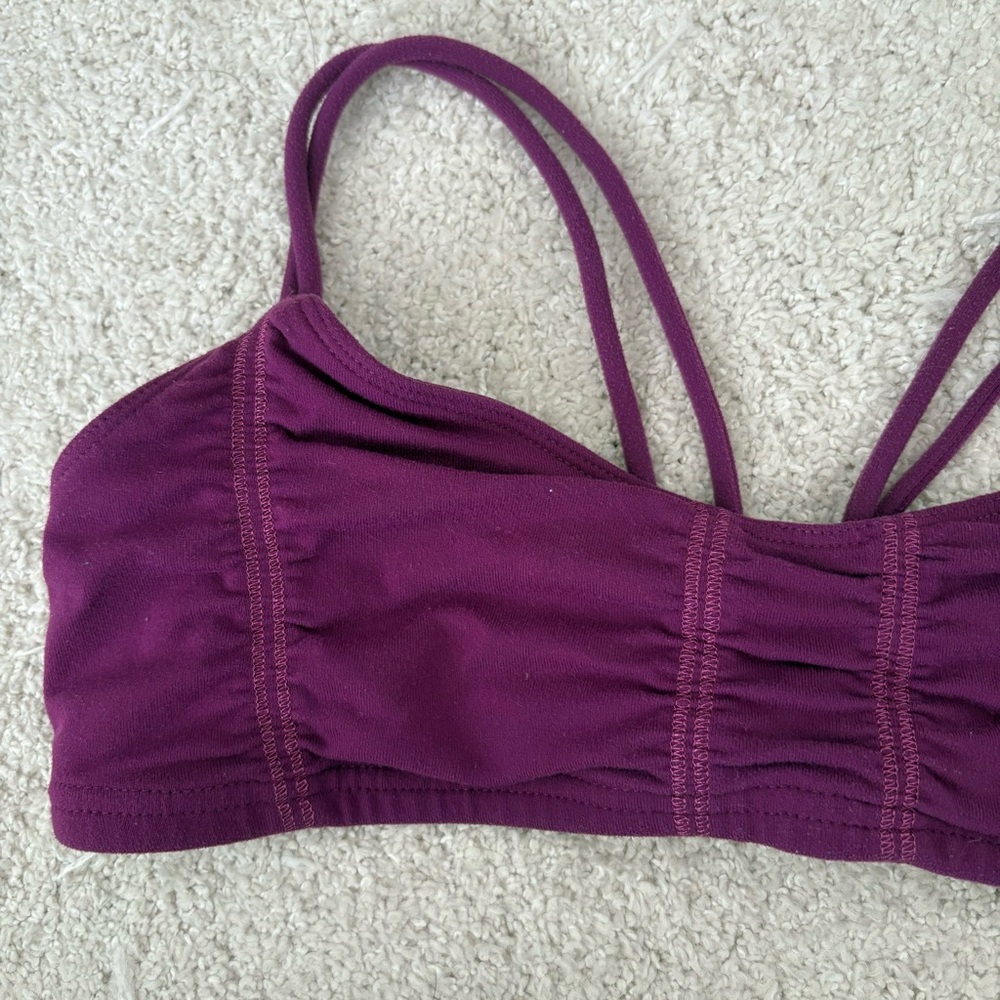 Lululemon Strappy Sports Bra - 6 - Picture 8 of 9